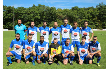 Les bleus débutent par une victoire !